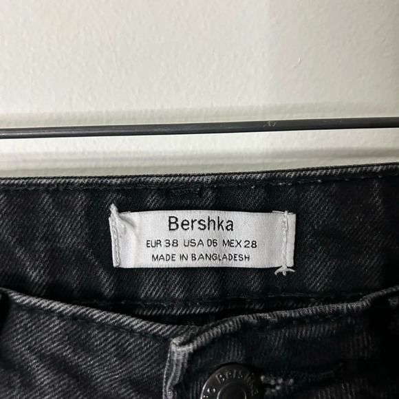 Bershka Black Capri Straight Leg Jeans - Picture 3 of 3